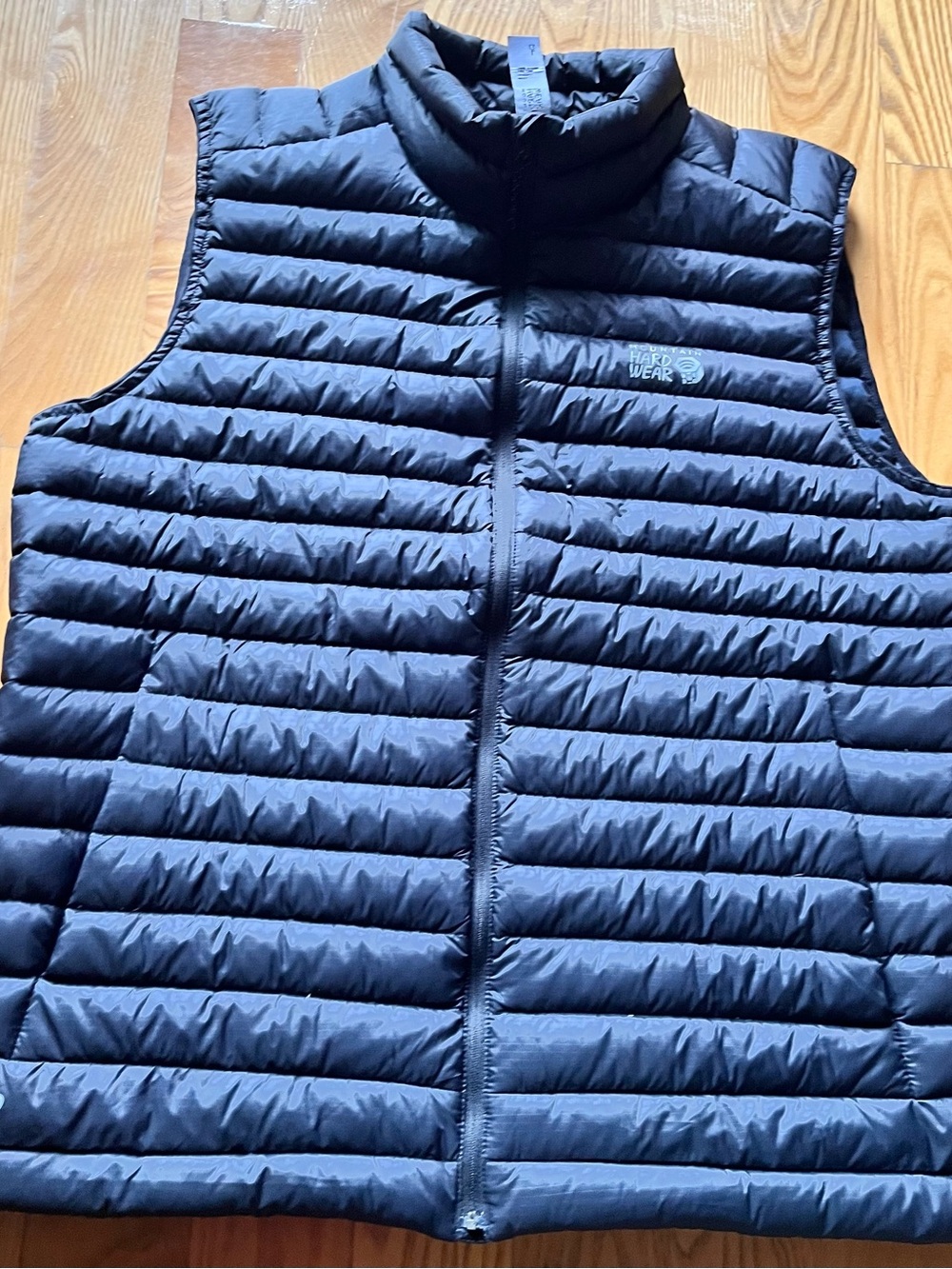 Mountain Hardwear Men's 600 Fill Down Puffer Vest, Full Zip, Black, L